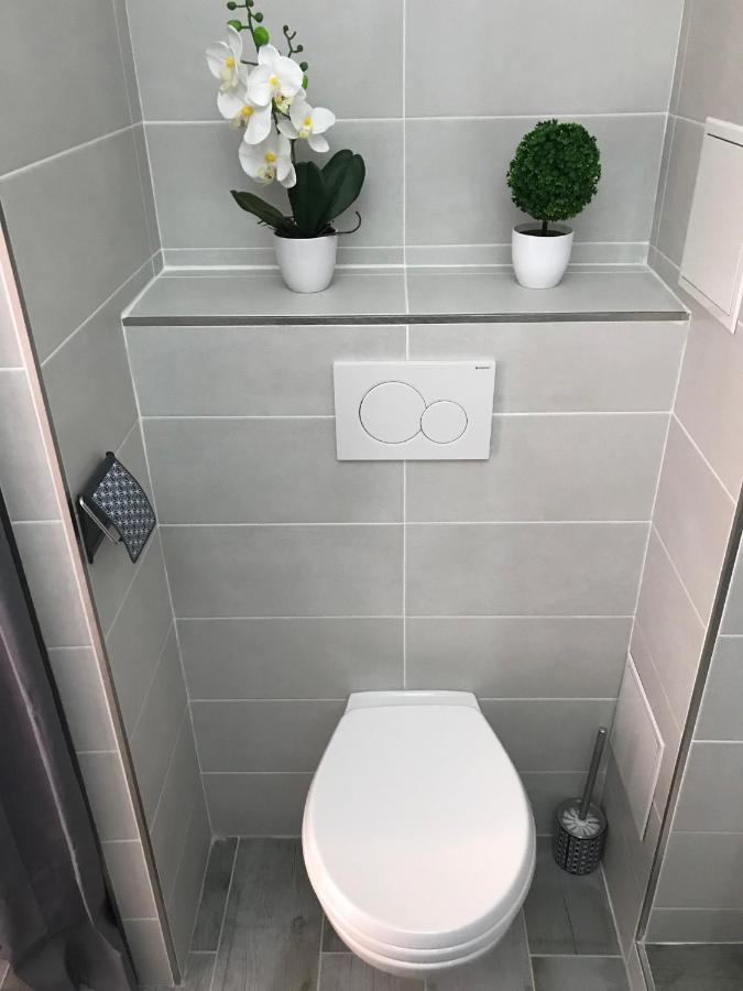 Appartement 2 Pieces, Renove, 2 Piscines+Tennis, Mer, Climatisation 昂蒂布 外观 照片